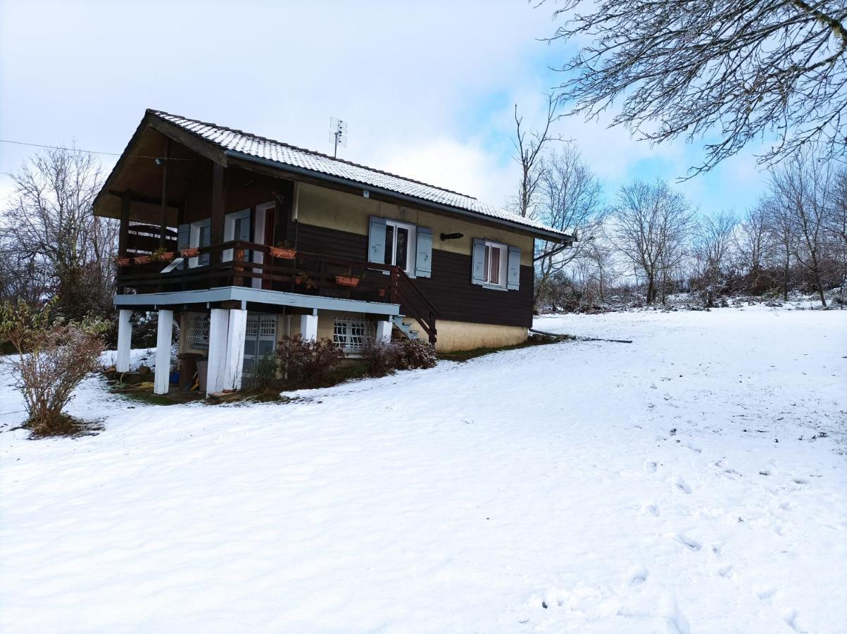 Chalet Deux Chambres Au Calme Saint-Brisson Екстер'єр фото
