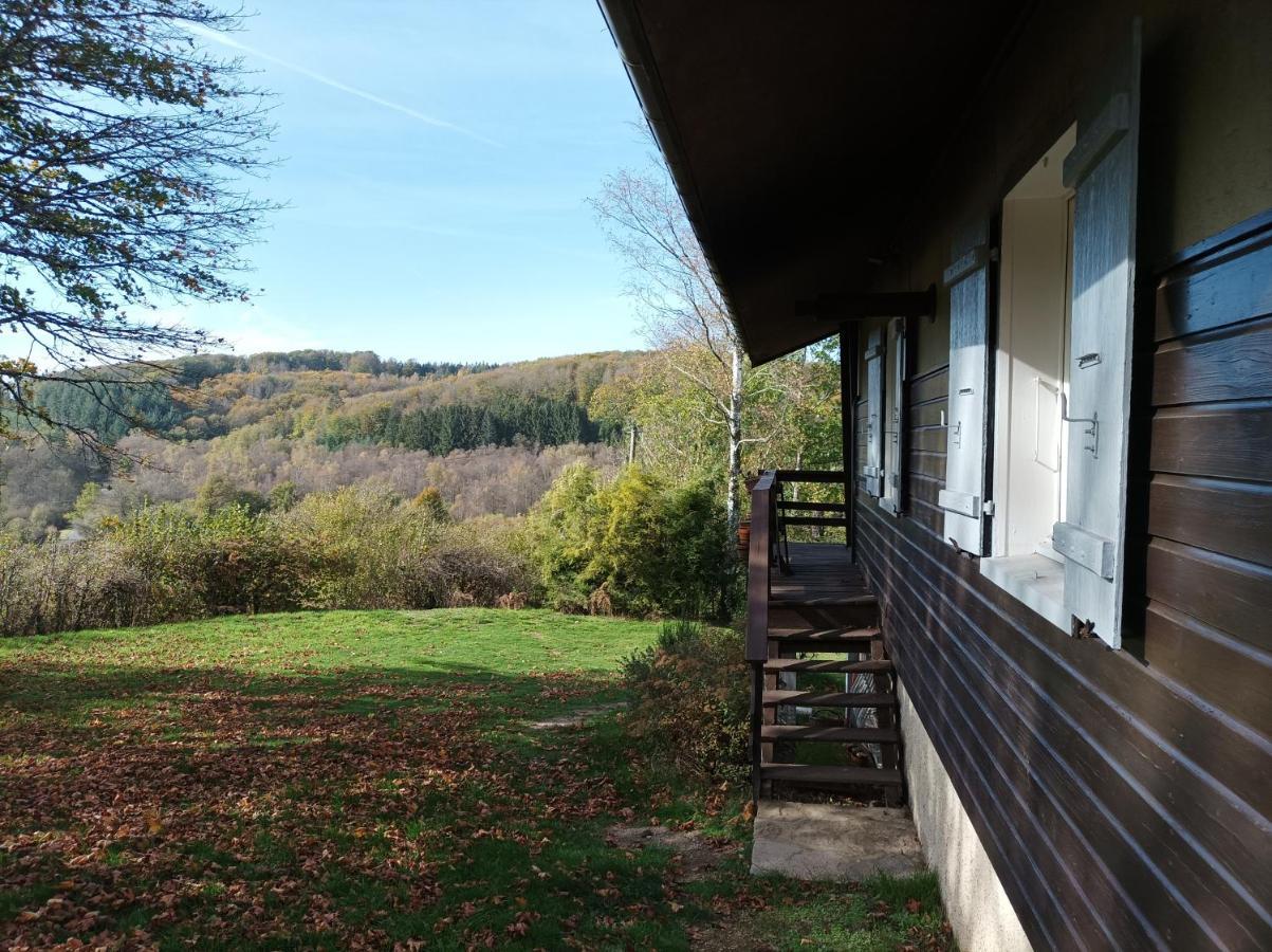 Chalet Deux Chambres Au Calme Saint-Brisson Екстер'єр фото